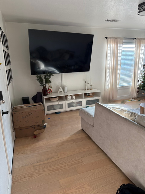 15049 Beatty St - Photo 2 of 6