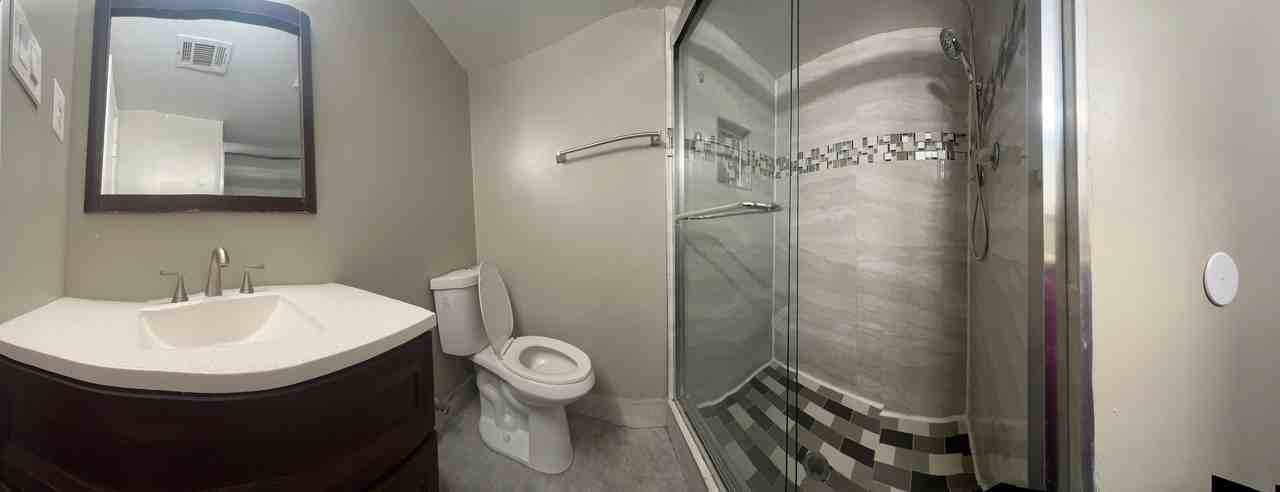 Br #750 - Photo 5 of 13