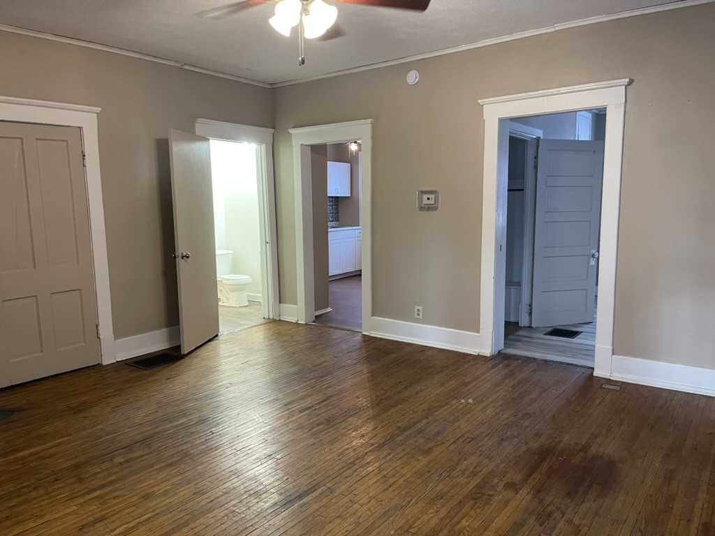 707 S 17th St #1 - Photo 2 of 10