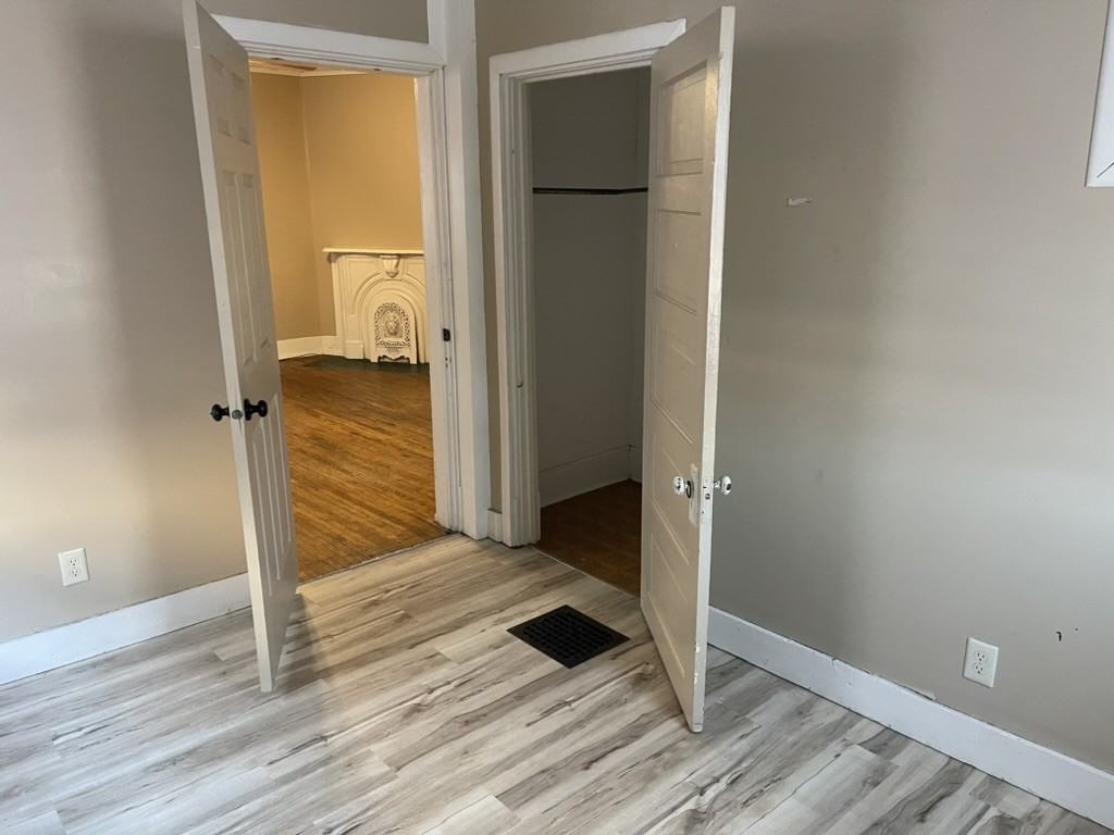 707 S 17th St #1 - Photo 4 of 10