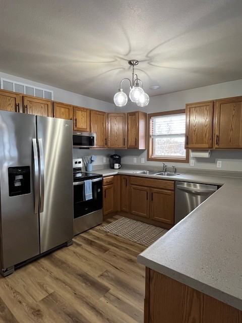 422 N Hester St #422 - Photo 5 of 13