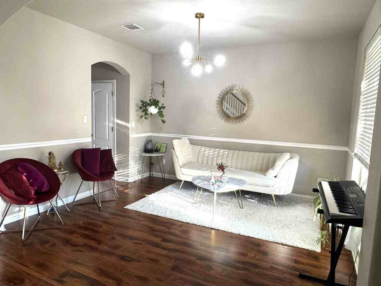 609 Arrowhead Trl #NA - Photo 2 of 18