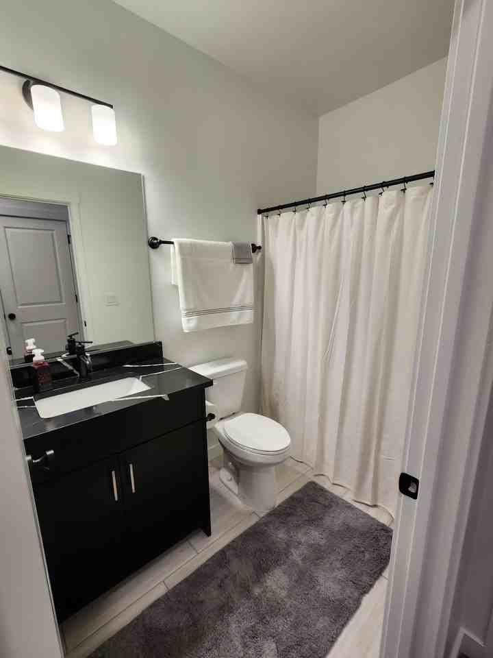 492 S 900 W - Photo 3 of 9