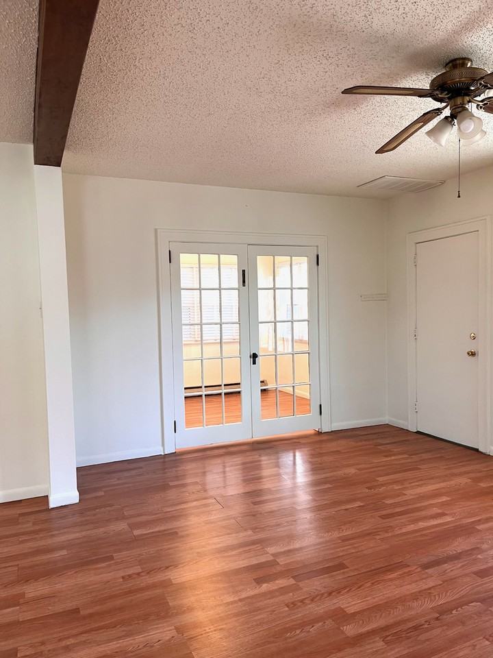 1322 Lake Ave #NA - Photo 5 of 25