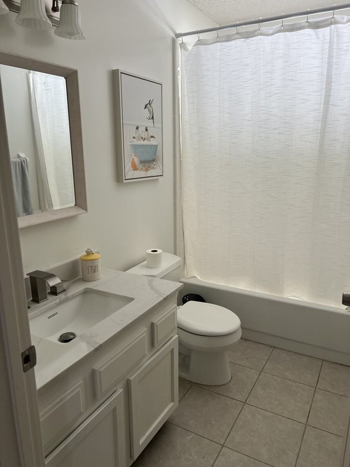 11097 Barbizon Cir E #NA - Photo 3 of 14