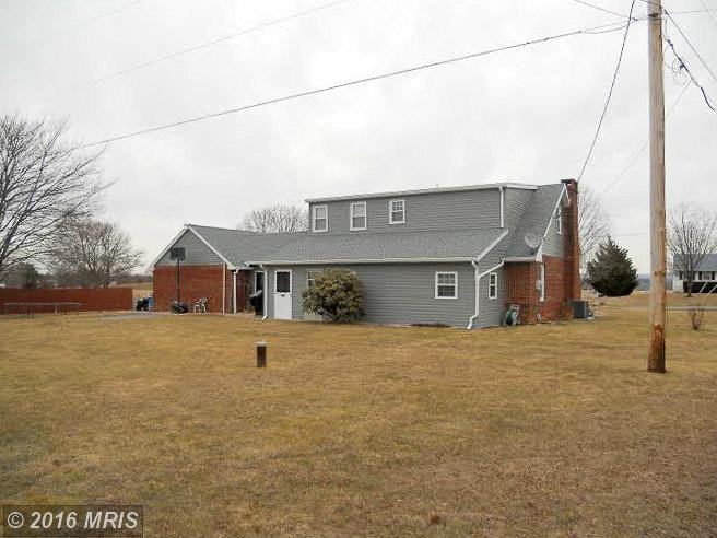 8807 Rabbit Rd N - Photo 3 of 23