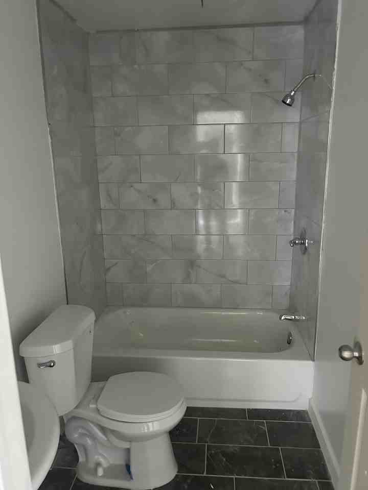 1539 W Avenue L8 #NA - Photo 2 of 11