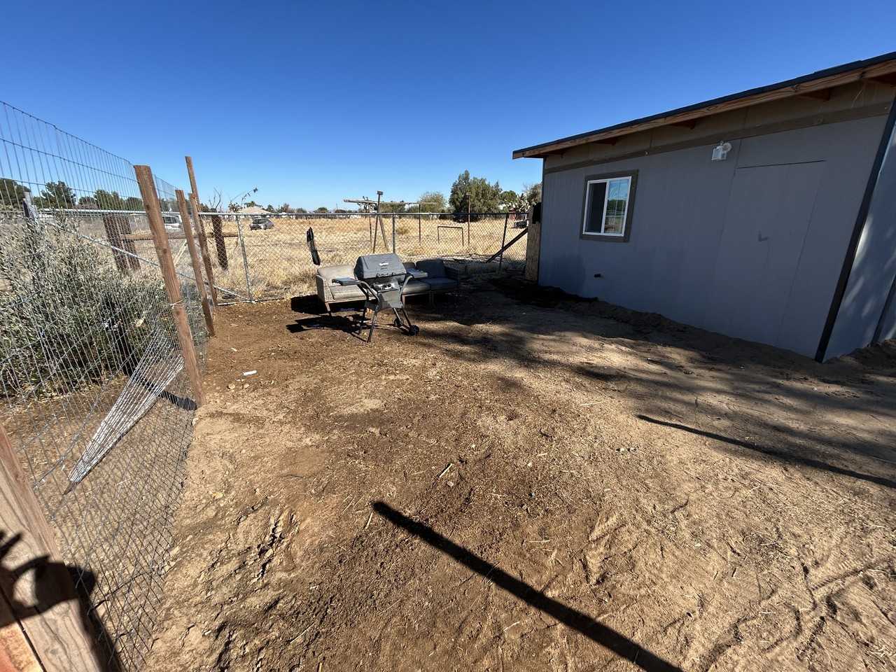 1539 W Avenue L8 #NA - Photo 5 of 11