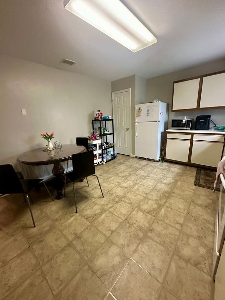 229 Pheasant Run Dr - Photo 7 of 18