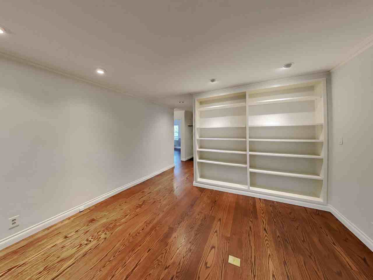 6224 Chelton Dr - Photo 3 of 17