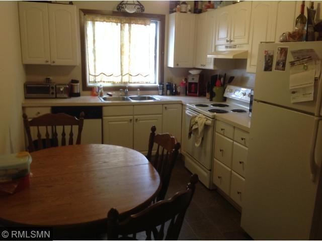 1928 E 87th St - Photo 2 of 3