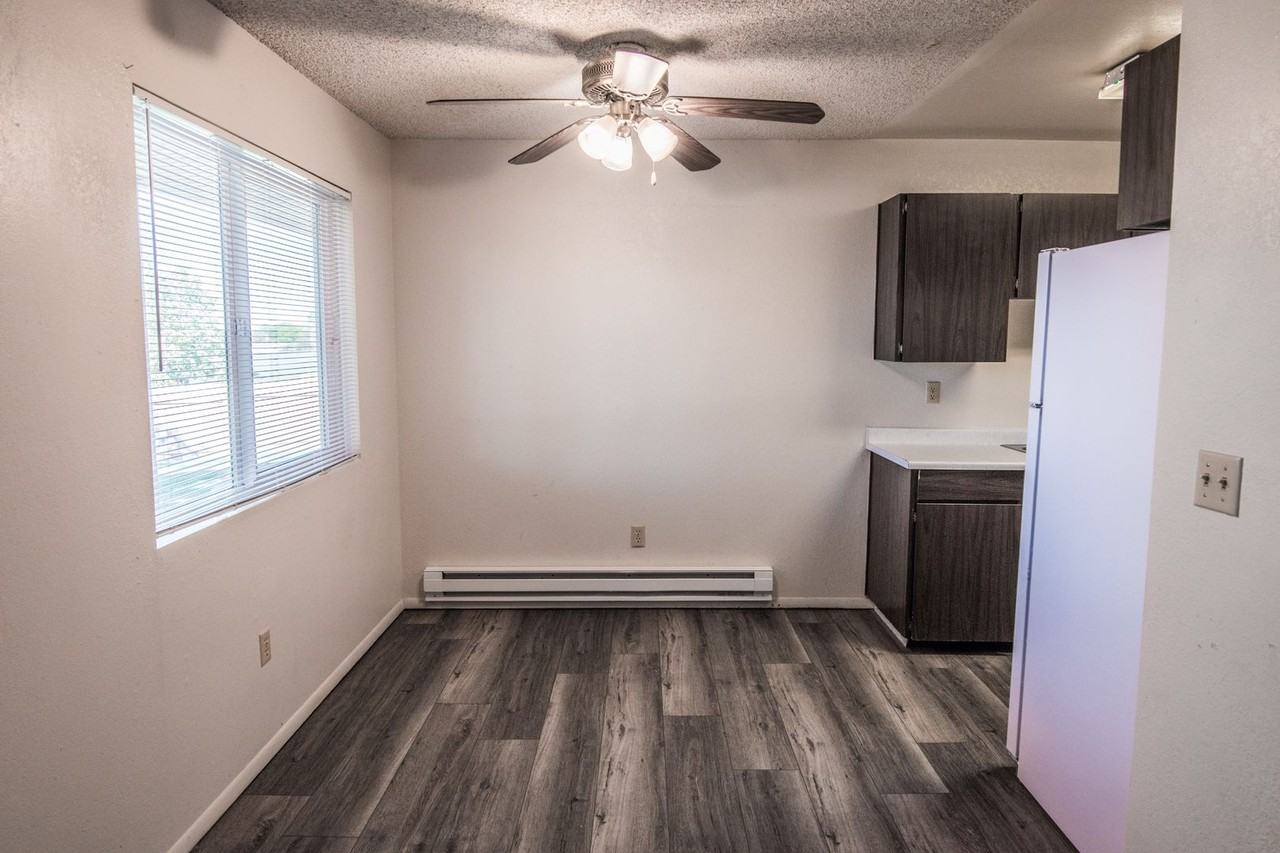 The Grove Apartments - Photo 6 of 28