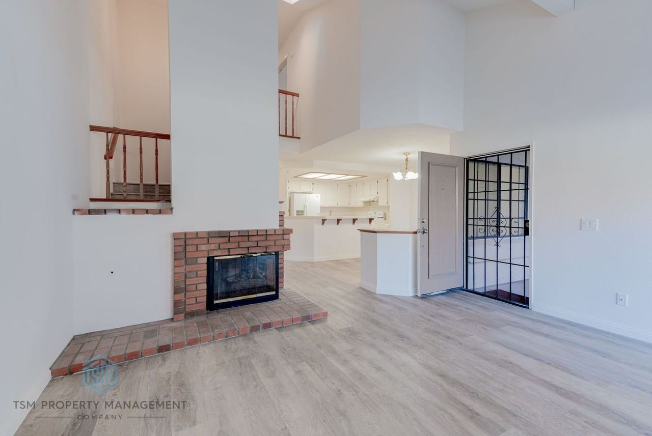 22915 Estoril Dr #2 - Photo 5 of 21