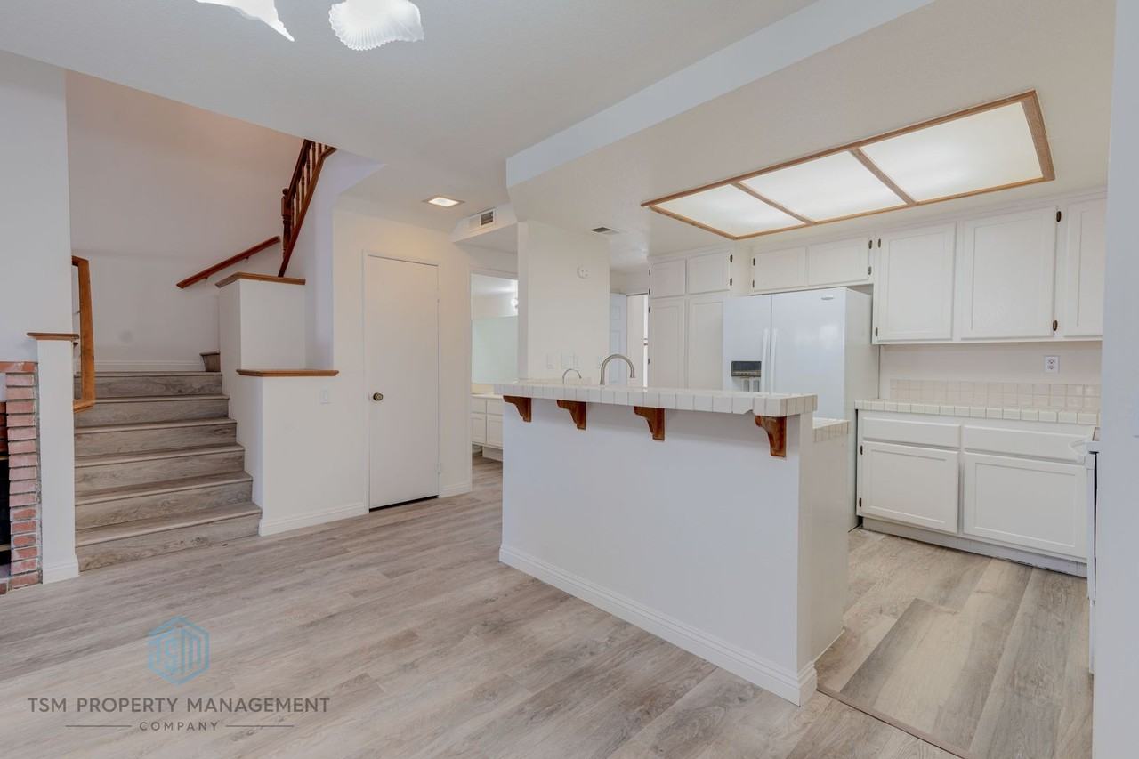 22915 Estoril Dr #2 - Photo 7 of 21