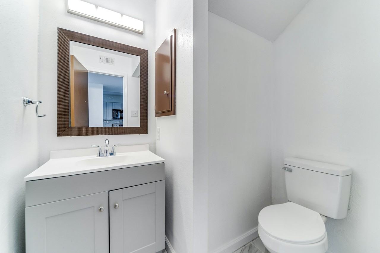 5013 Arbor Ridge Drive - Photo 3 of 18