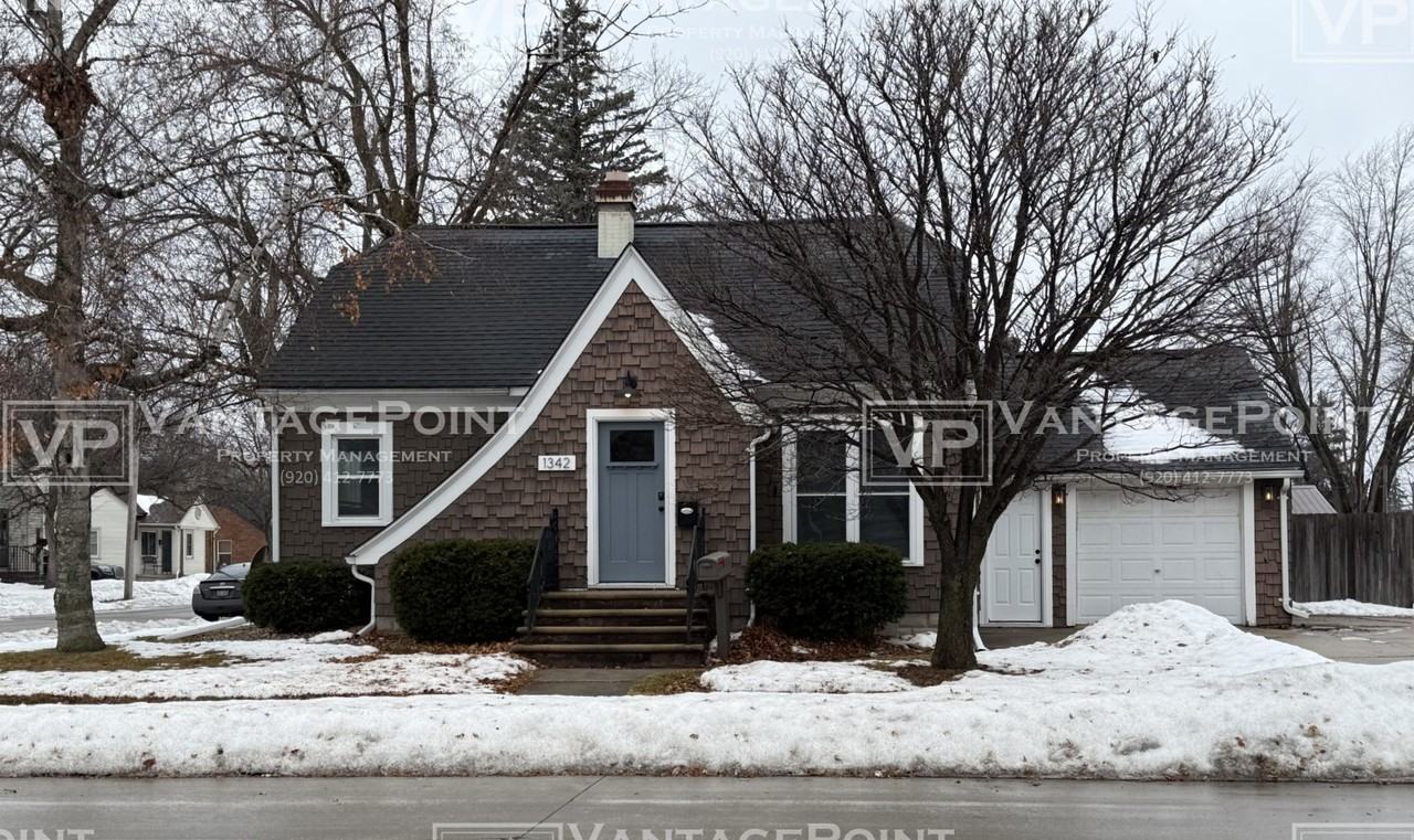 1342 12th Ave #1 - Photo 2 of 23