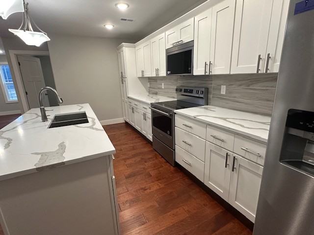 102 Beechwood Ln - Photo 2 of 18