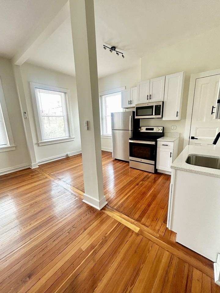 1130 North Calvert Street - Photo 3 of 7