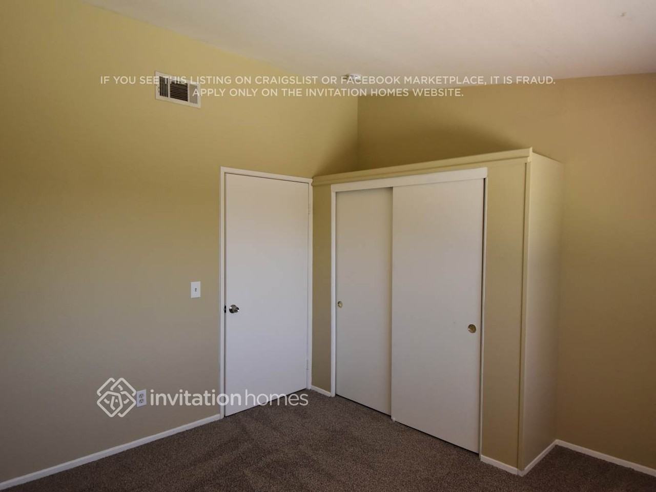 2642 N Maple Ave - Photo 6 of 13