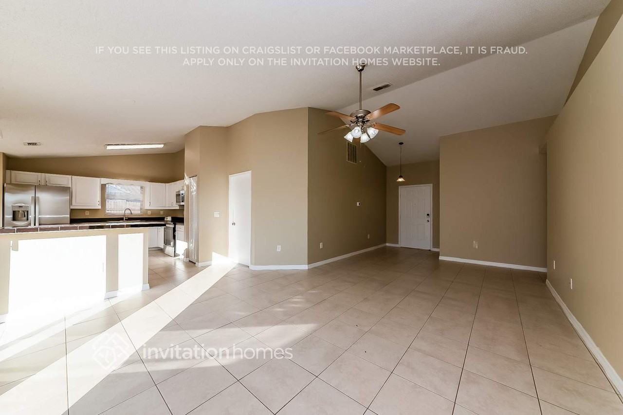 3405 5th Dr W - Photo 4 of 17