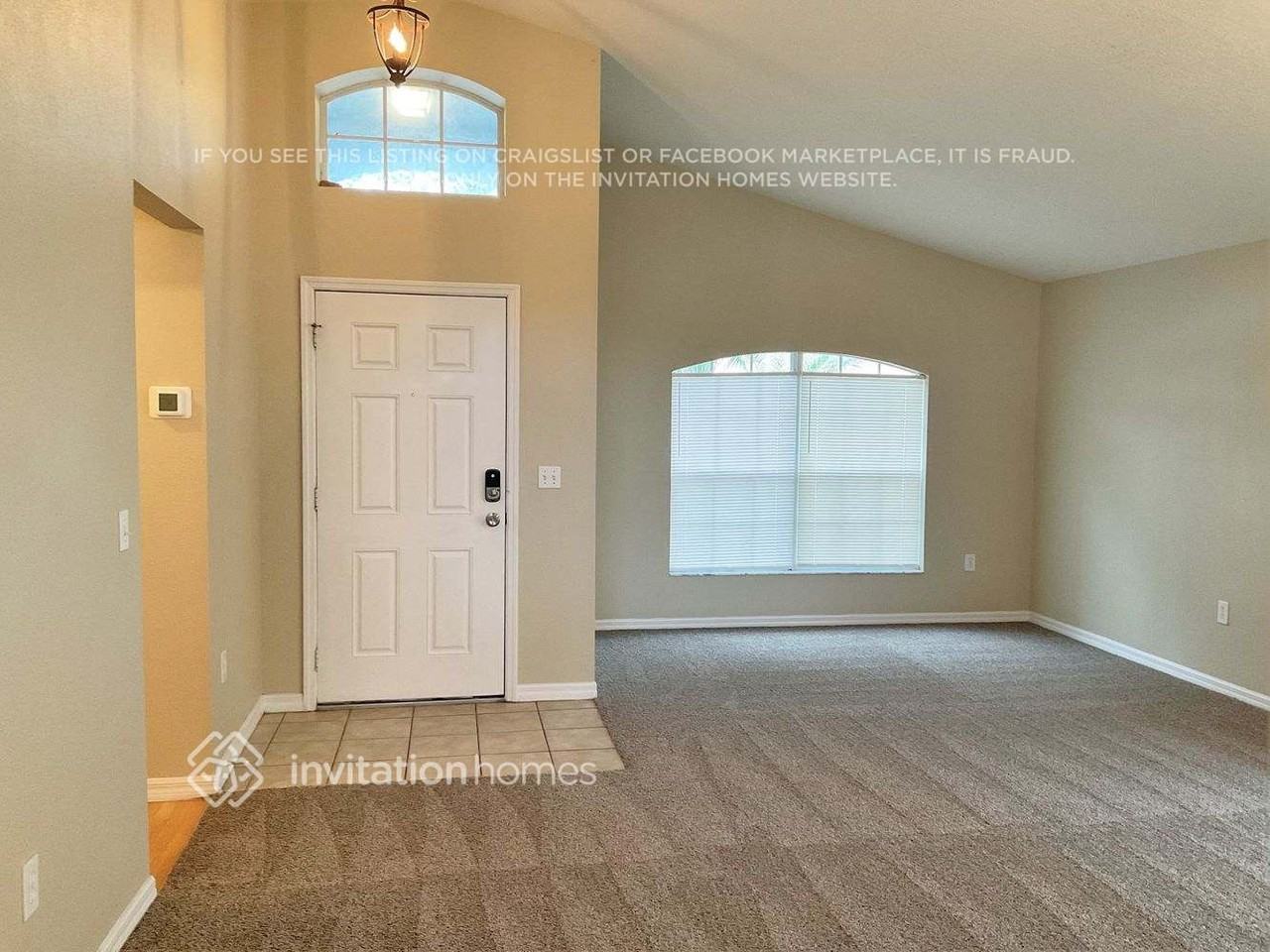 4202 Roberta Dr - Photo 2 of 13