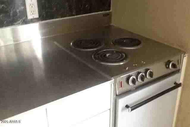 328 N 11th Pl Unit D #D - Photo 5 of 22