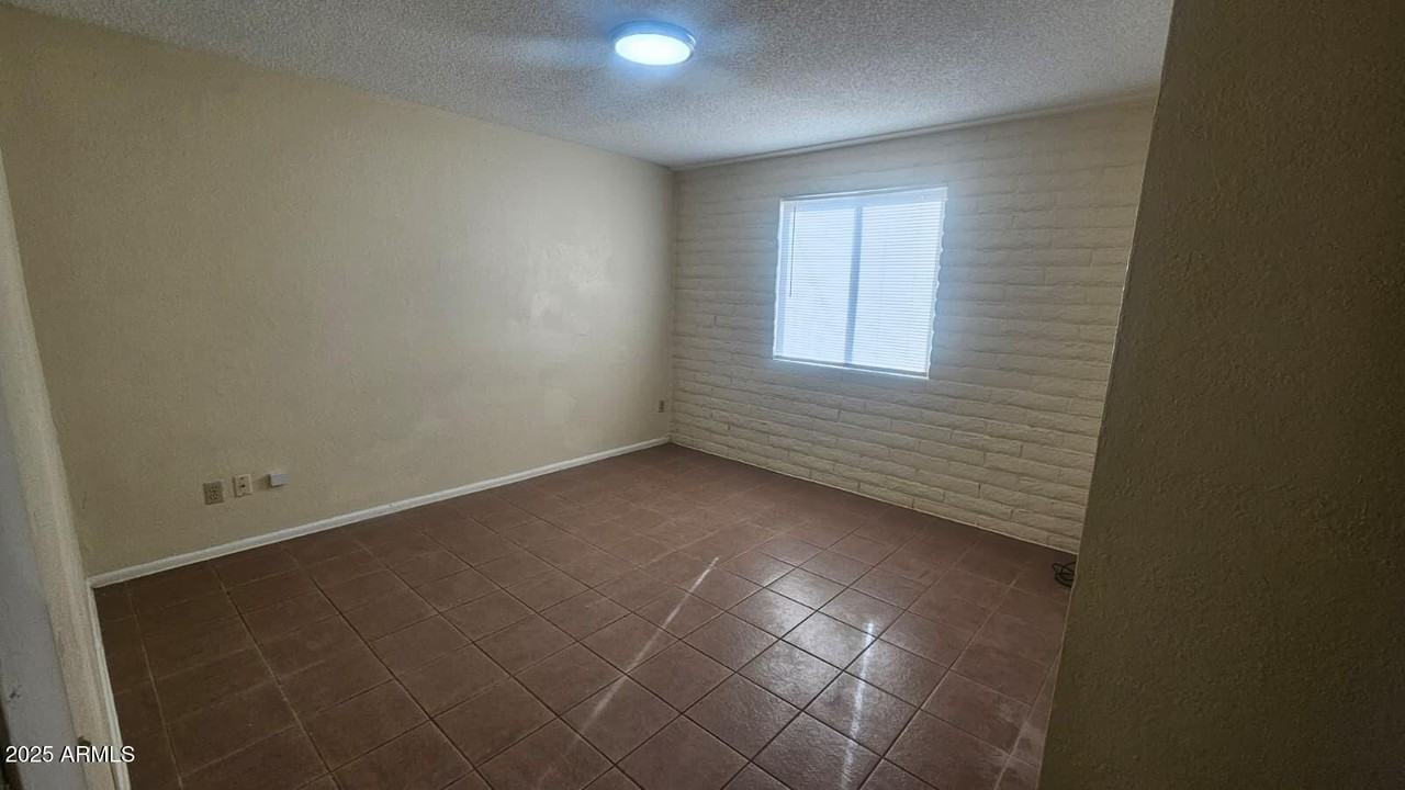 1461 E Southern Ave Apt 3 #3 - Photo 6 of 6
