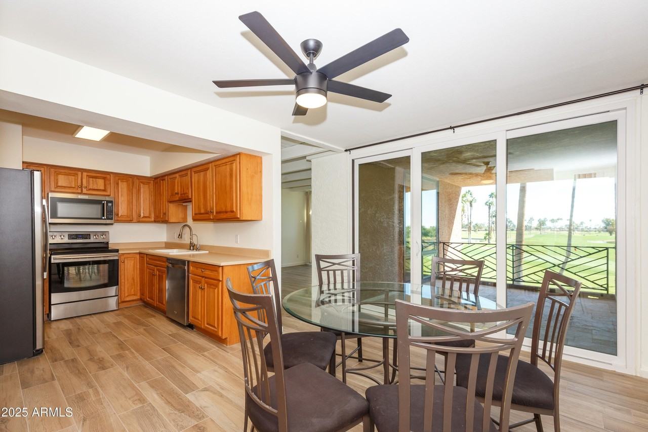 7401 N Scottsdale Rd Unit 51 #51 - Photo 3 of 12