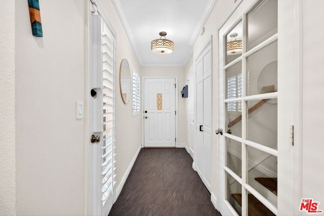 6257 Bluebell Ave - Photo 6 of 50