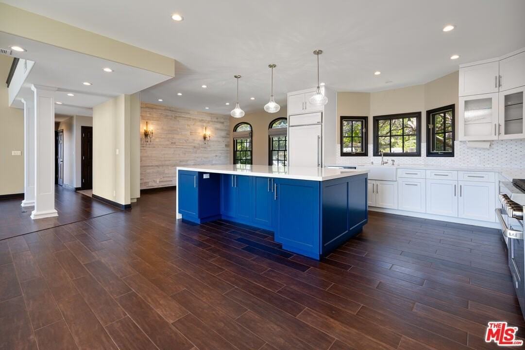 1036 El Medio Ave - Photo 6 of 33