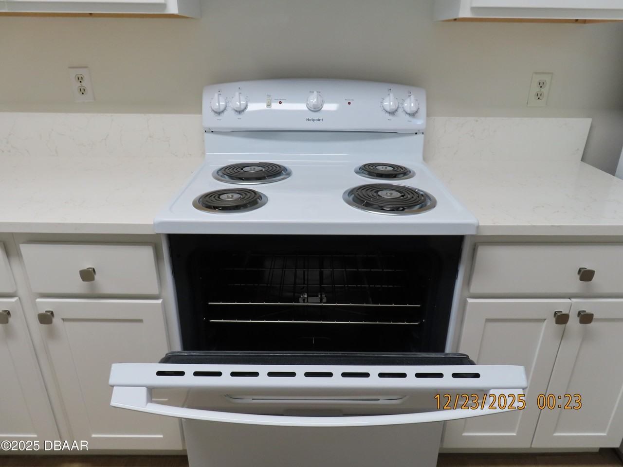 4211 New Haven Ct - Photo 7 of 15