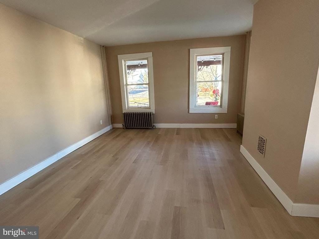 38 Hanover St - Photo 4 of 7