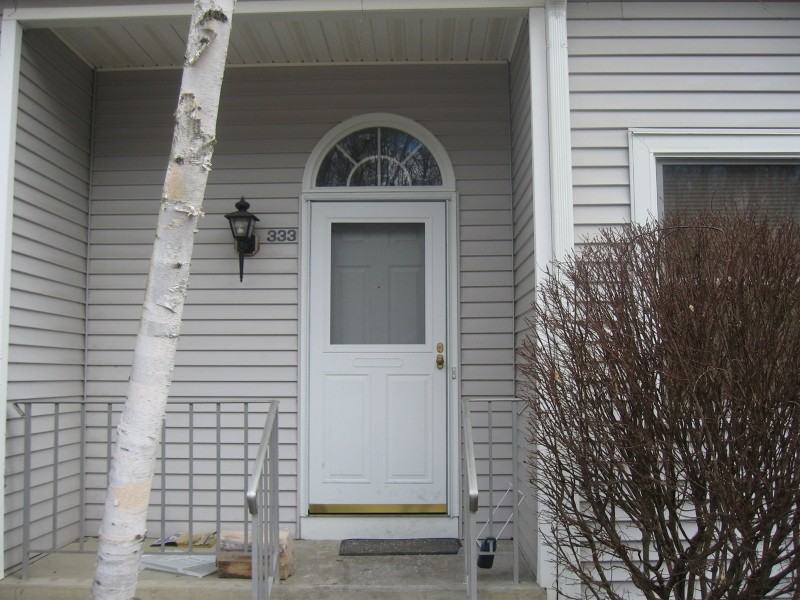 333 Carnegie Ct - Photo 2 of 13