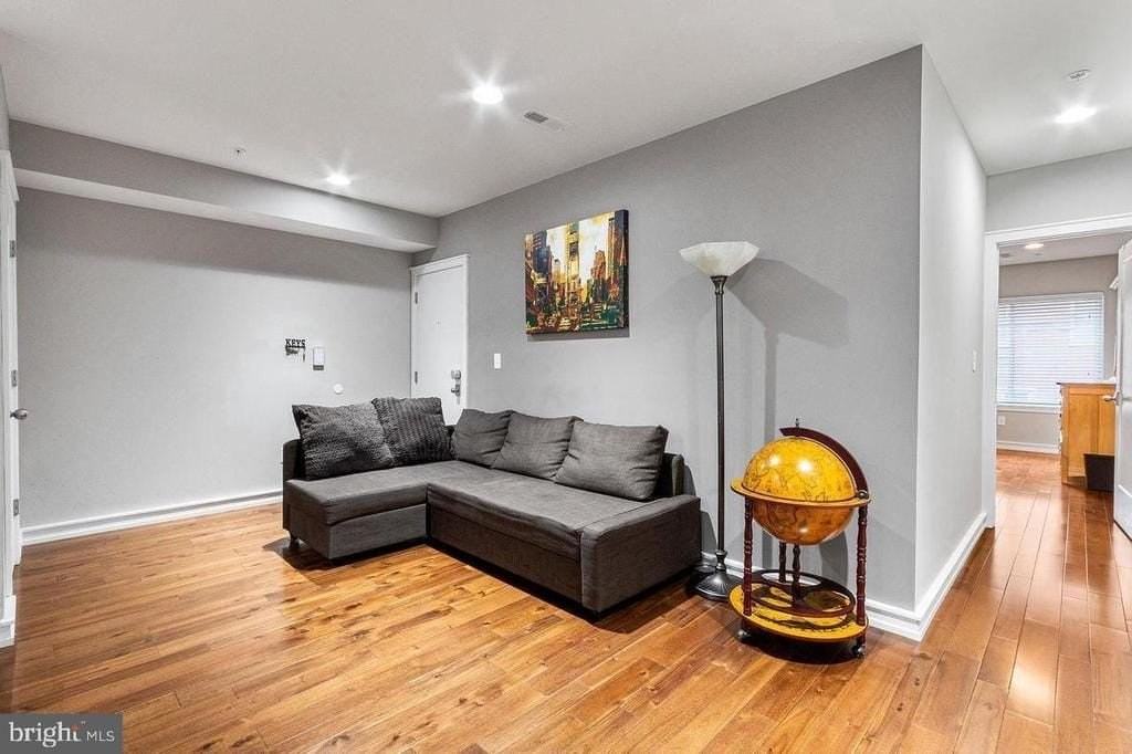 1323 N 7th St #2 - Photo 5 of 15