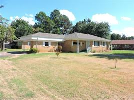 featured image of 4801 S 28th St