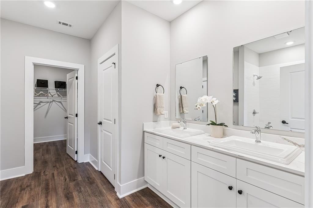 311 Bottlebrush Walk - Photo 7 of 16