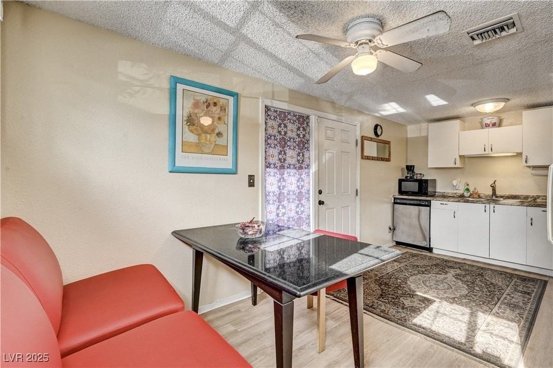 1914 Ottawa Dr #NA - Photo 7 of 26