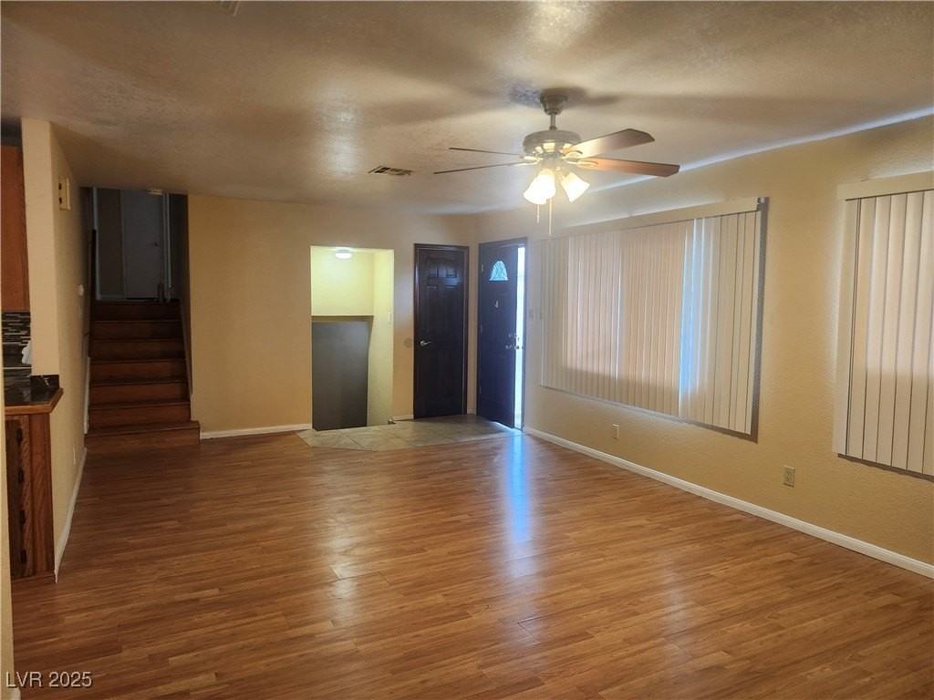 103 S Mallard St - Photo 5 of 34