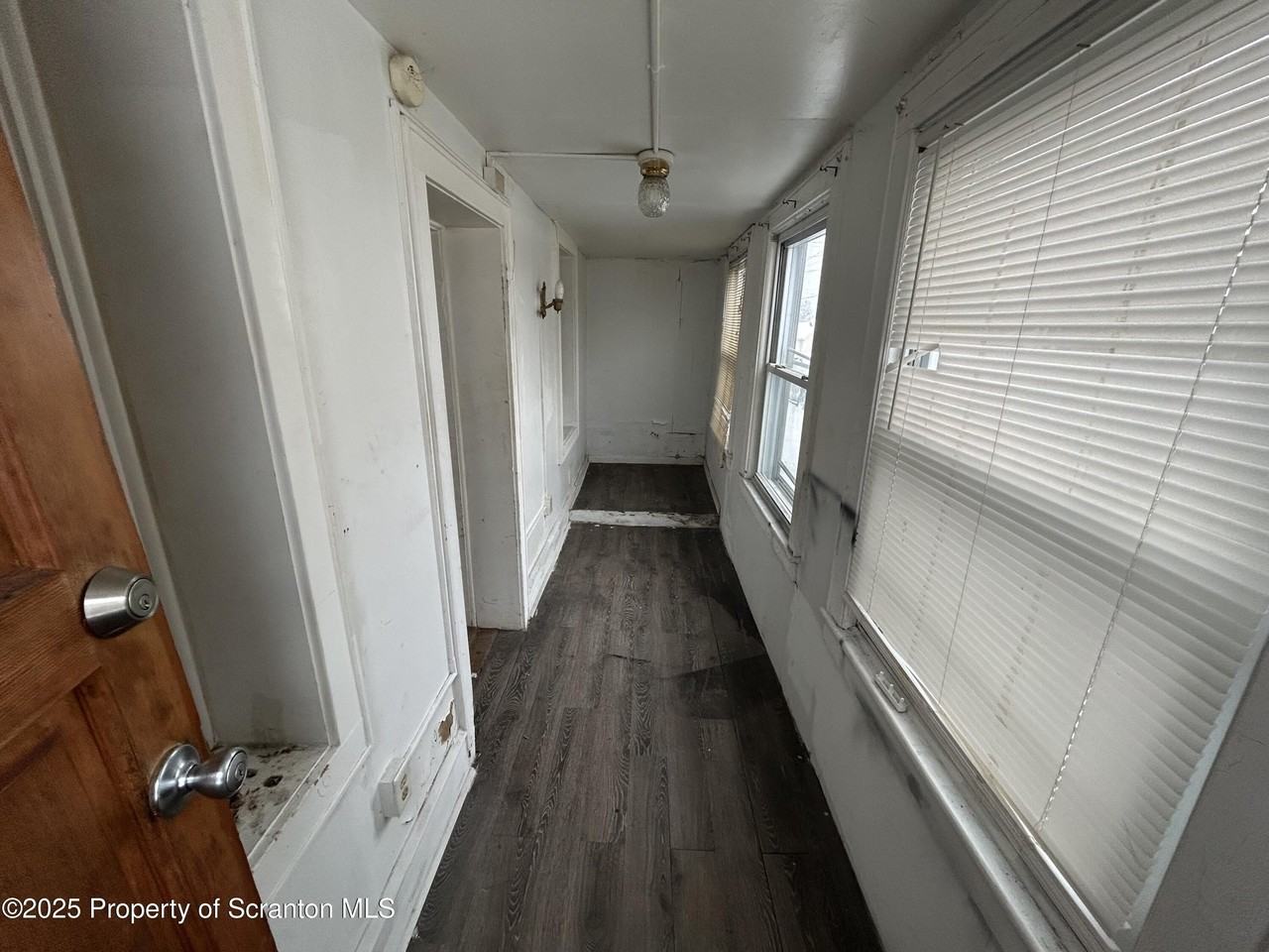 1849 Clearview St - Photo 2 of 6