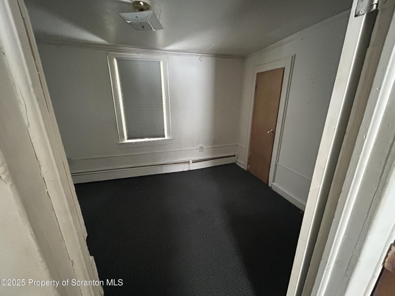 1849 Clearview St - Photo 4 of 6