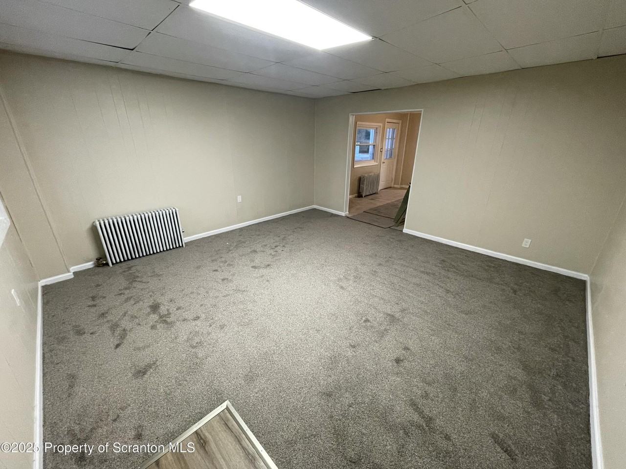 302 Vine St - Photo 5 of 17