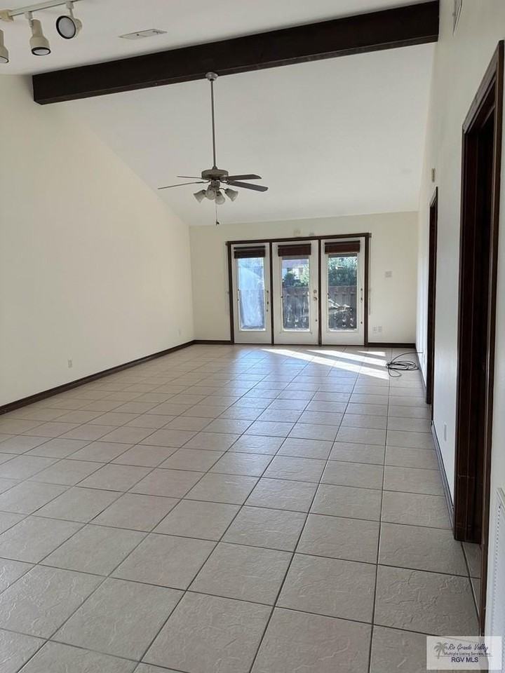 62 Country Club Rd #62 - Photo 6 of 22