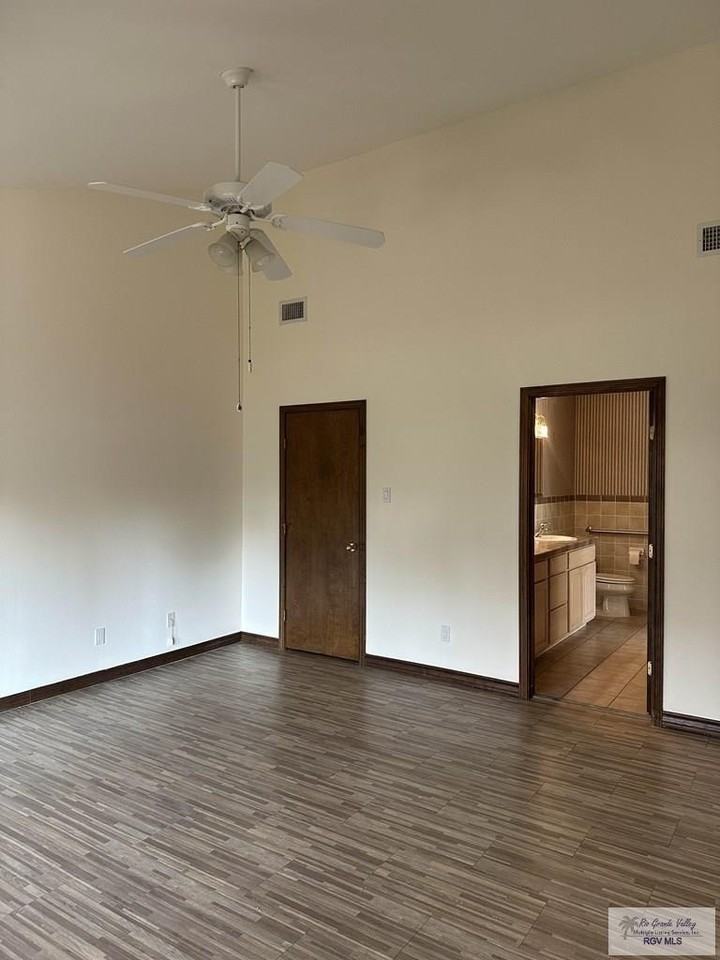 62 Country Club Rd #62 - Photo 7 of 22