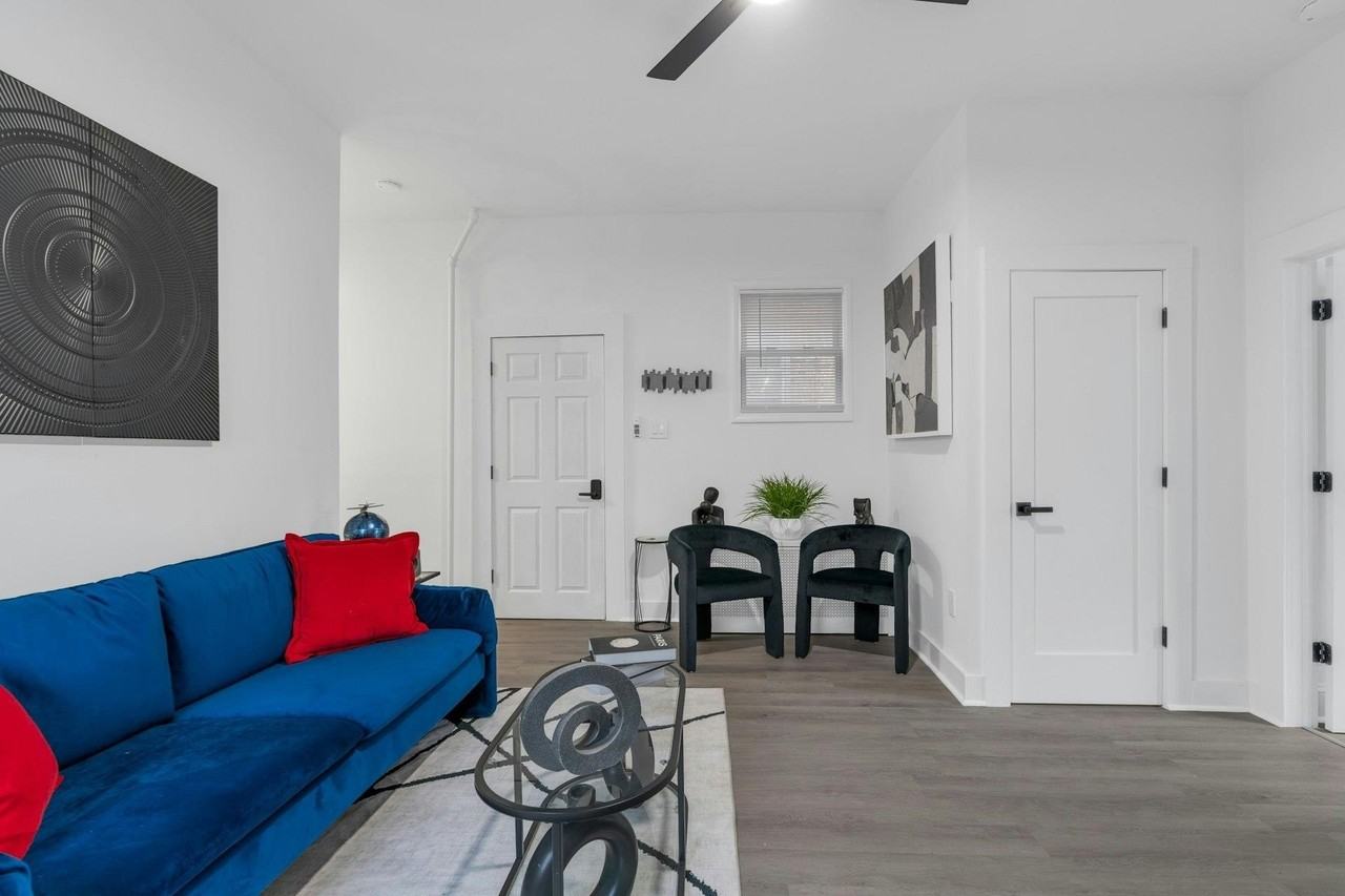 68 Pine St #1 - Photo 7 of 30