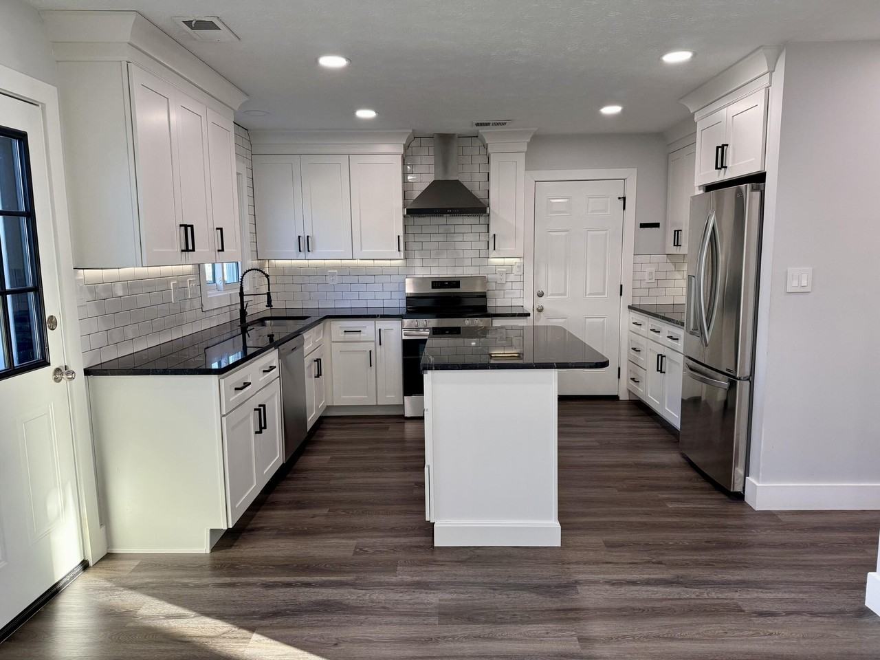 2613 Ashbrooke Dr - Photo 5 of 19