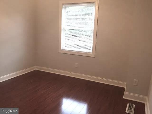 1603 N West St - Photo 3 of 10