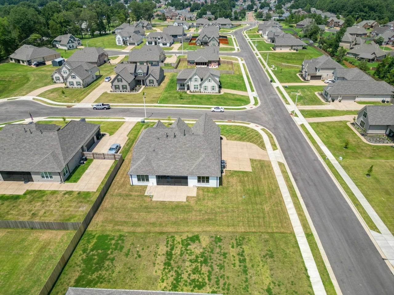 6421 Wrenley Cv - Photo 5 of 38