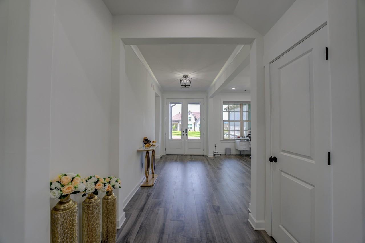 6421 Wrenley Cv - Photo 6 of 38