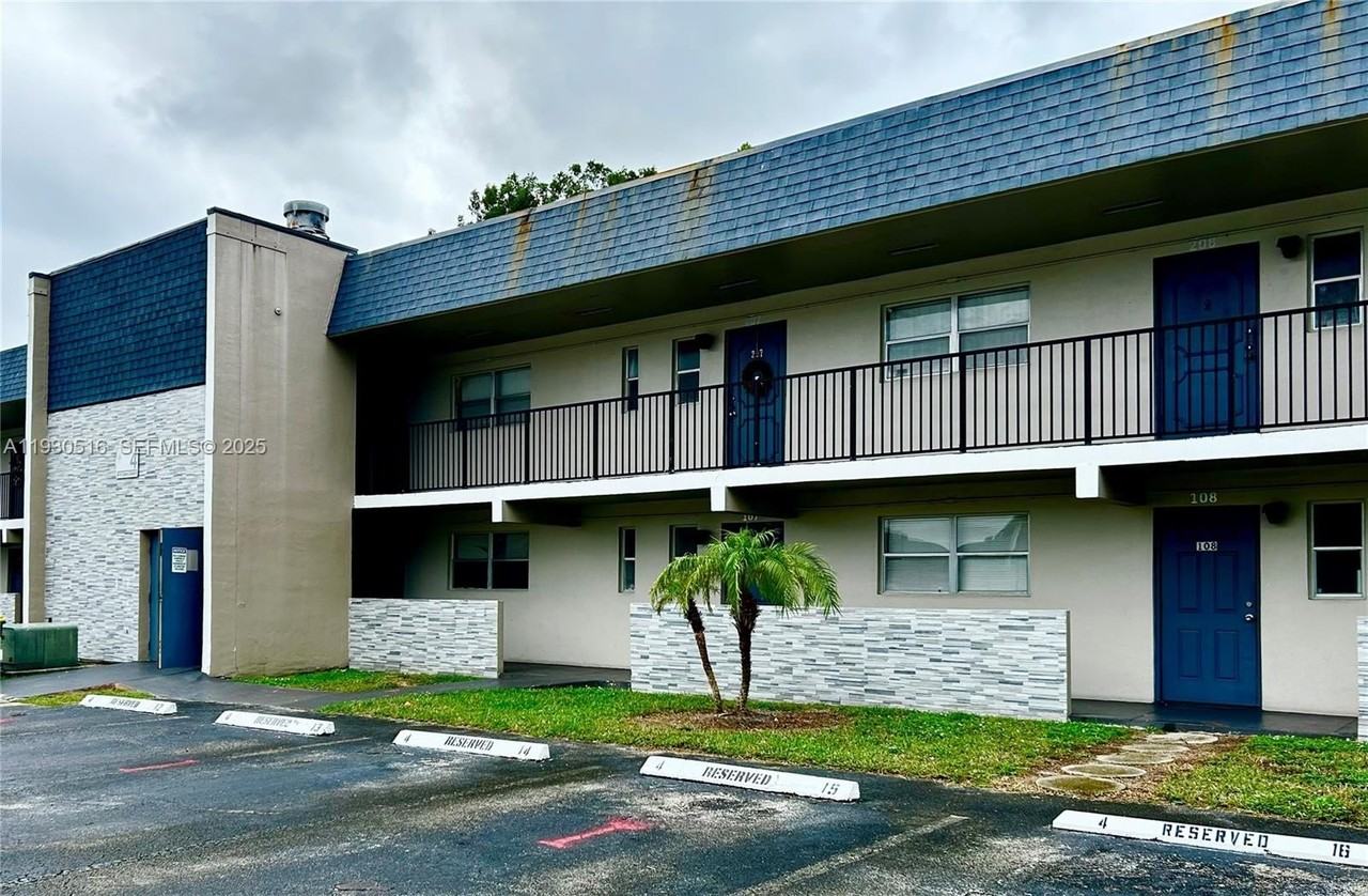 8010 Colony Cir N #106 - Photo 2 of 13