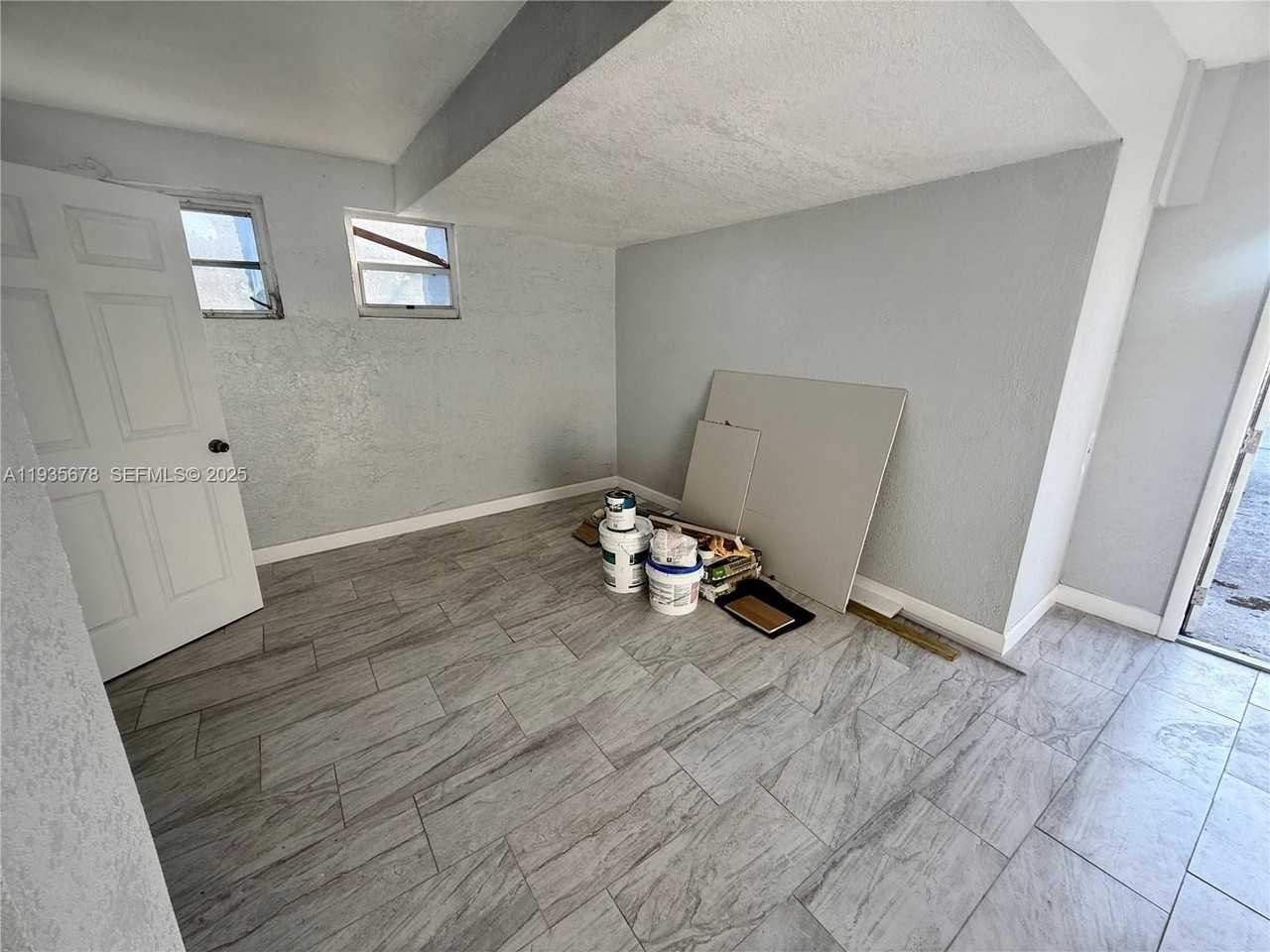 1132 Nw 30th Ave #C - Photo 6 of 11